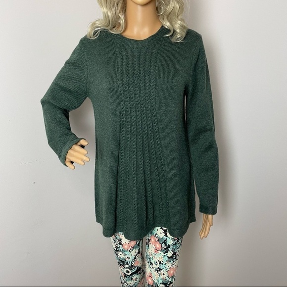 Soft Surroundings Sweaters - Soft Surroundings Crewneck Sweater Slightly Flared Green Size Petite Medium